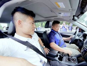 汽車陪駕服務(wù) 惡劣天氣下的安全駕駛守護(hù)者